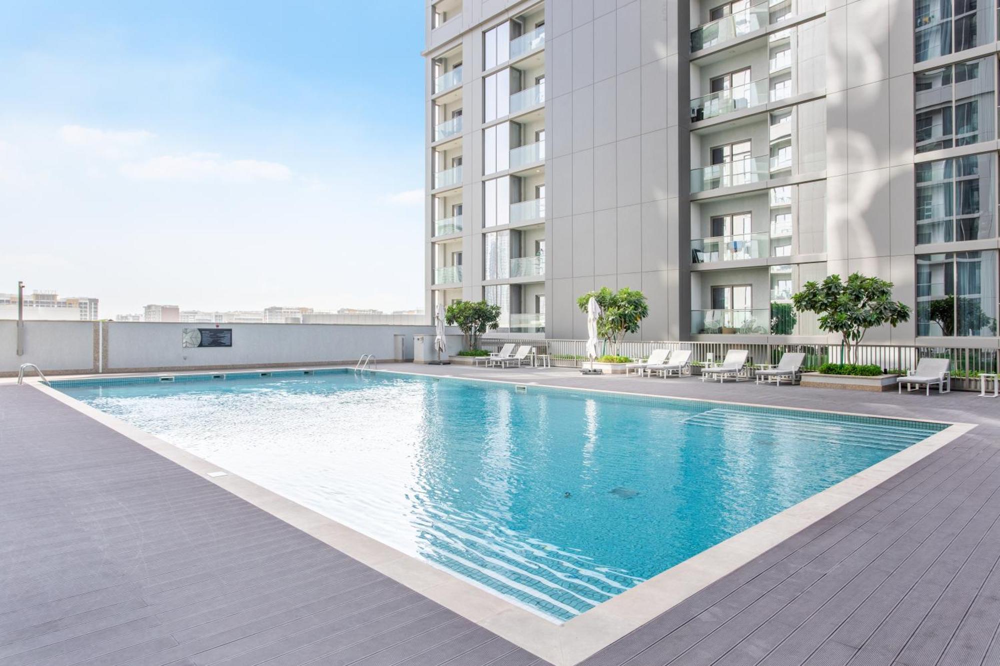 Stay By Latinem Luxury 1Br Plus Study Holiday Home Cv A2712 Near Downtown Dubai Luaran gambar