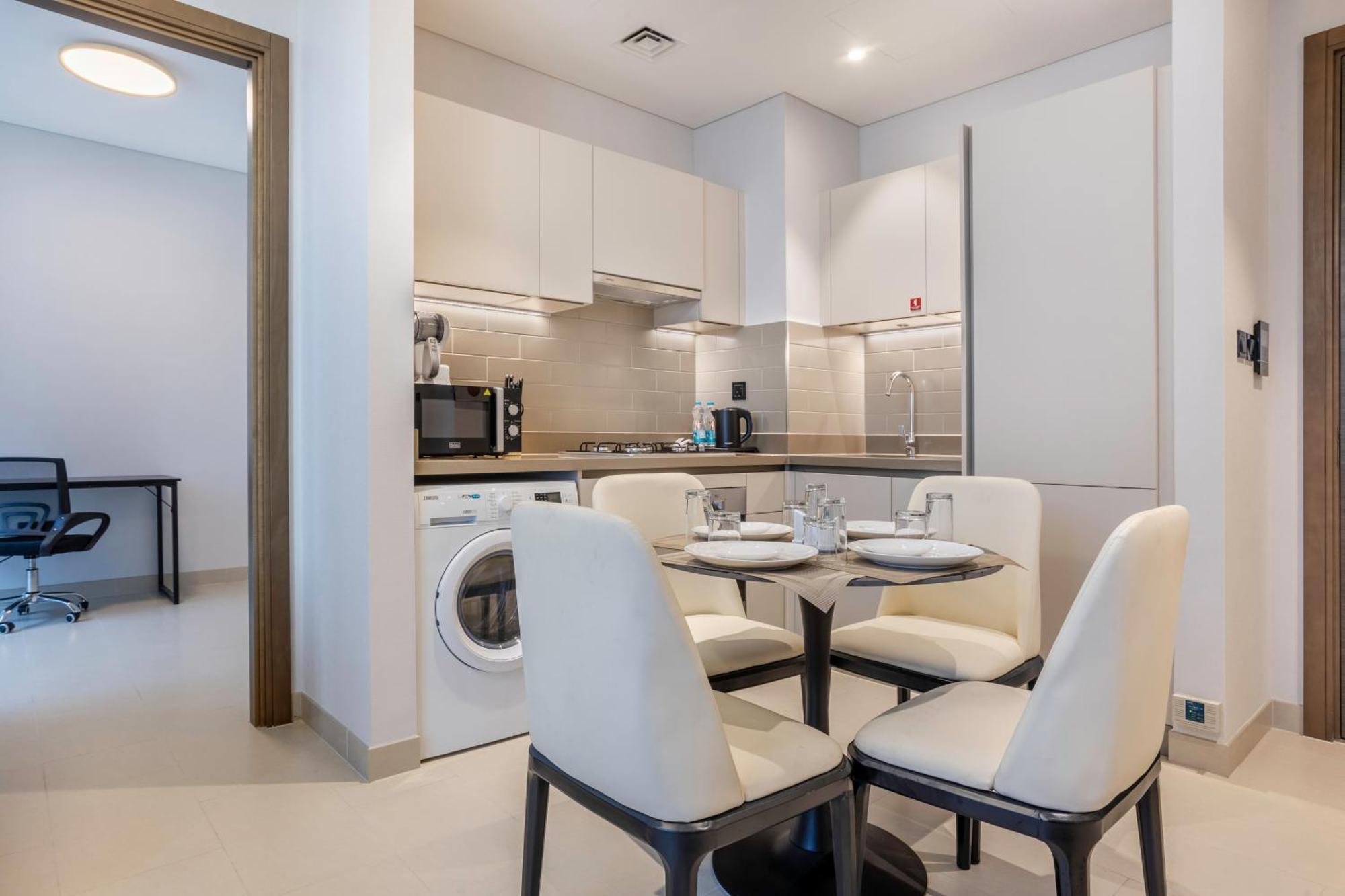 Stay By Latinem Luxury 1Br Plus Study Holiday Home Cv A2712 Near Downtown Dubai Luaran gambar